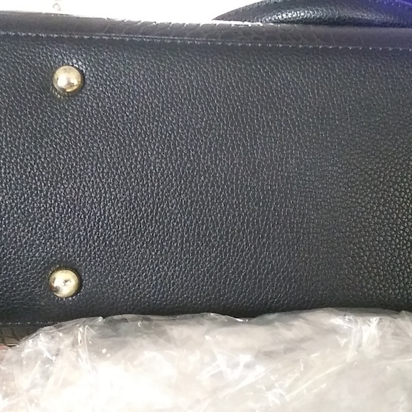 Handbag - Picture 3 of 3